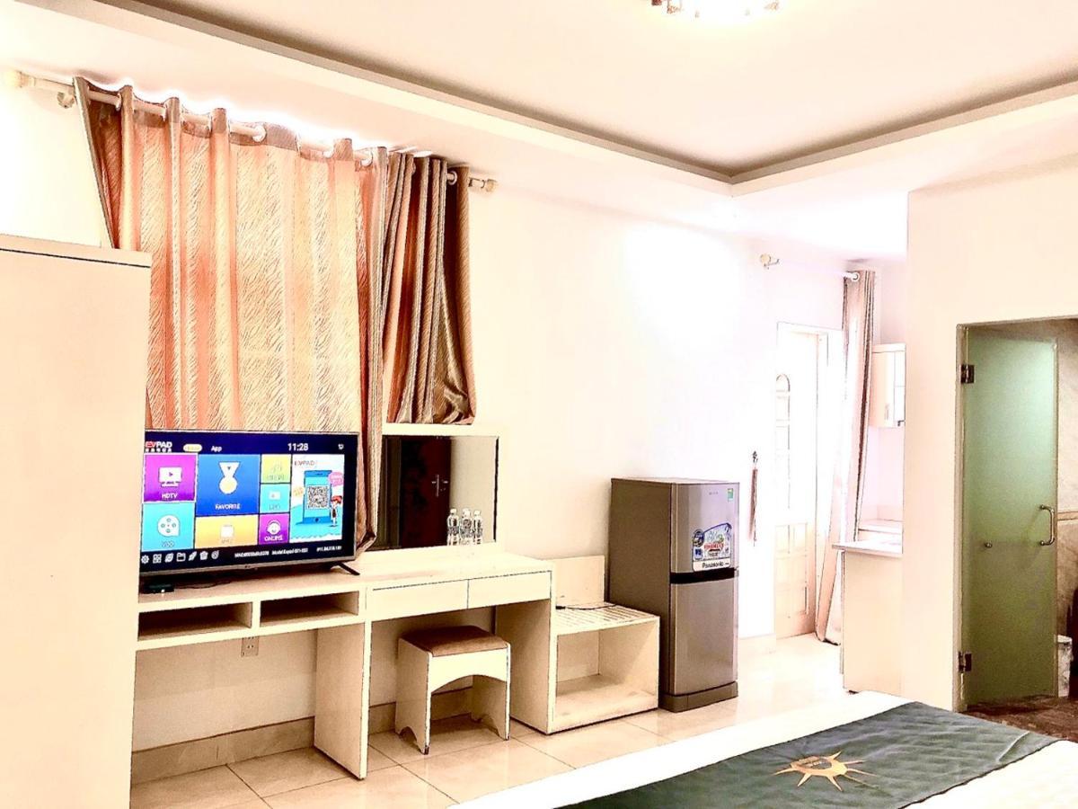Holiday Hotel 2 Hai Phong Bagian luar foto