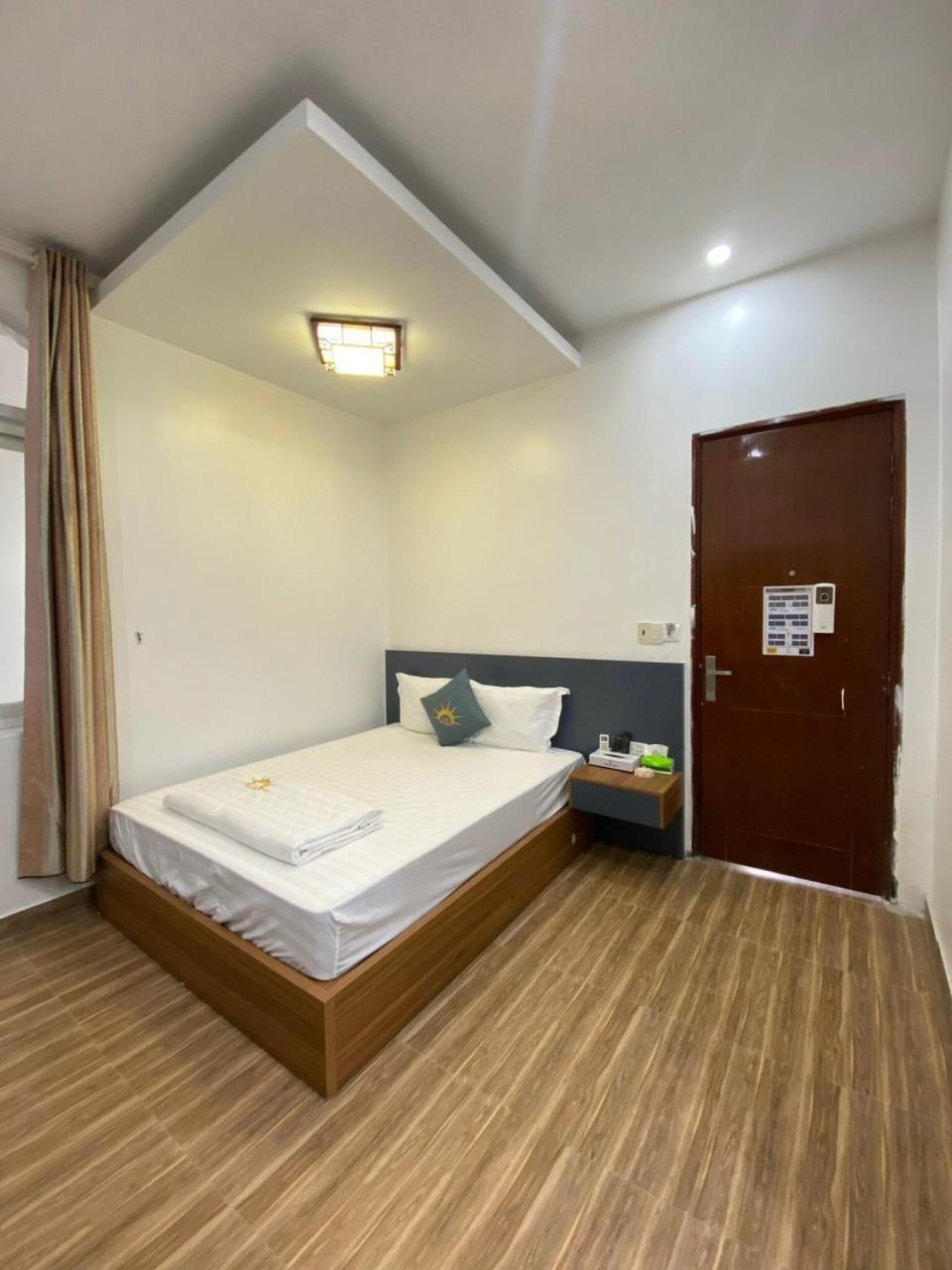 Holiday Hotel 2 Hai Phong Bagian luar foto